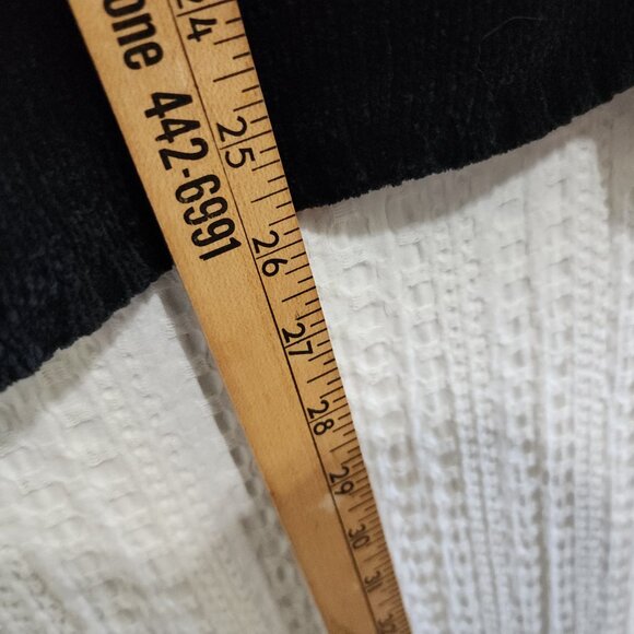 Vintage Partners 90's Turtleneck Holiday Sweater Women's Size Medium - Picture 11 of 12